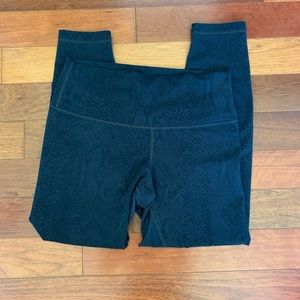 Lululemon cropped leggings